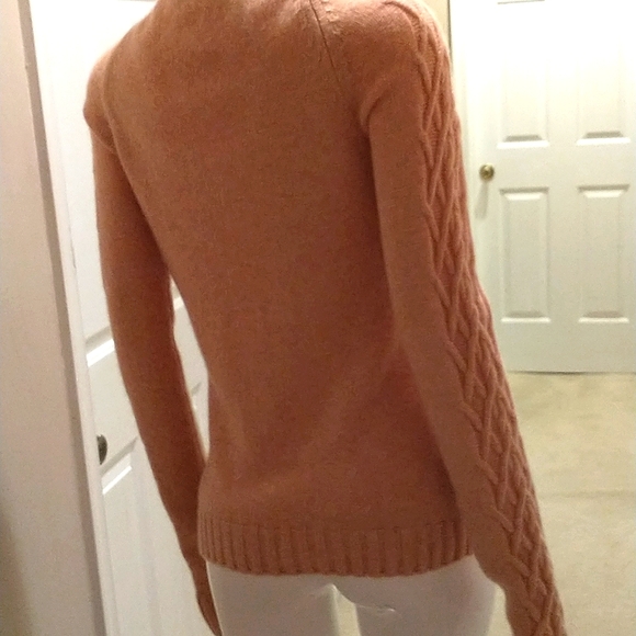 Mariele Waithe Tan 100% Cashmere Long sleeve turtle neck Cable knit sweater sz M - Picture 5 of 16